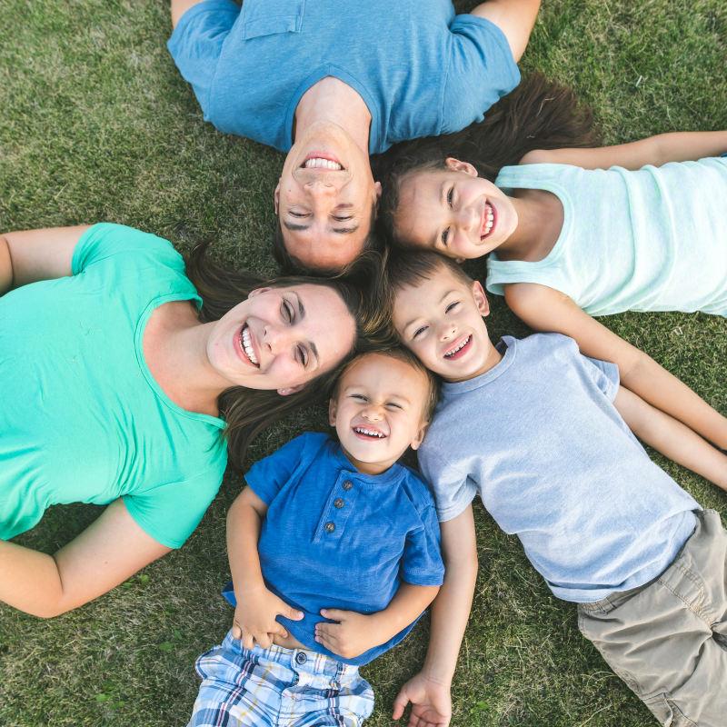 Rodzina w naturze – bliskość z dzieckiem poprzez bliskość z naturą.